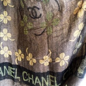 CHANEL Scarf